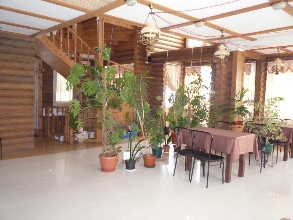 Hotel Restaurant Complex Boyarskiy Dvor Boyarka Extérieur photo
