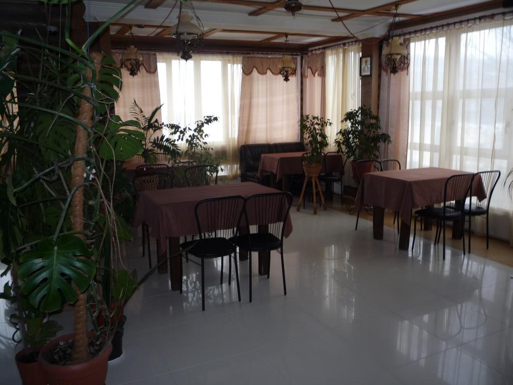 Hotel Restaurant Complex Boyarskiy Dvor Boyarka Extérieur photo
