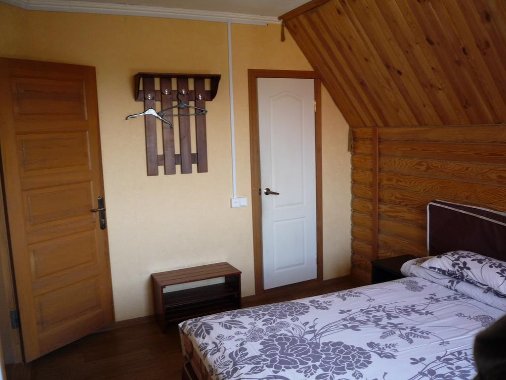 Hotel Restaurant Complex Boyarskiy Dvor Boyarka Extérieur photo
